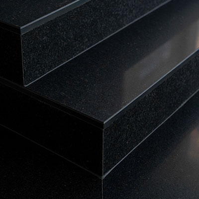 پله گرانیت مشکی